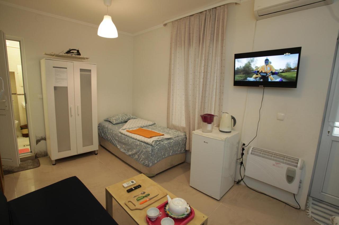 Sukhum City Mini Hotel Soechoemi Buitenkant foto