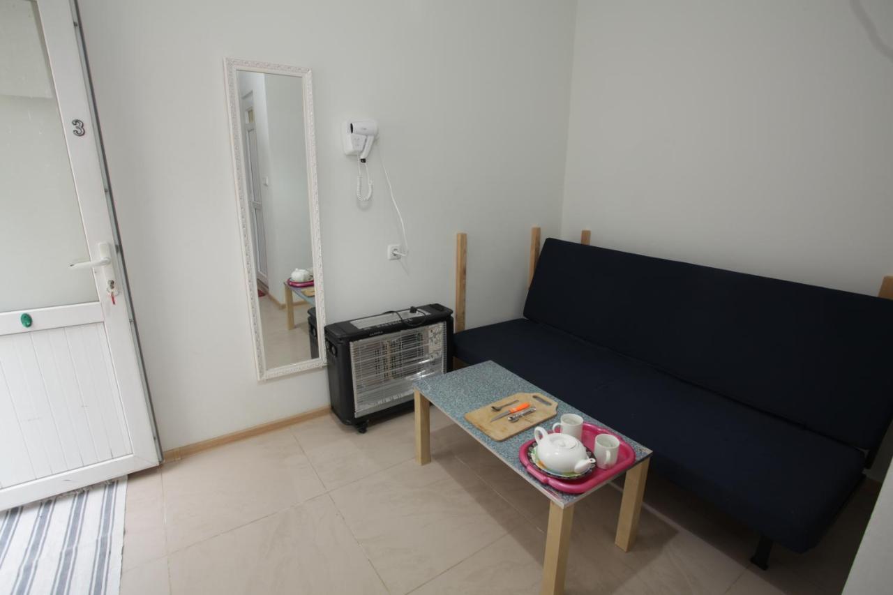 Sukhum City Mini Hotel Soechoemi Buitenkant foto
