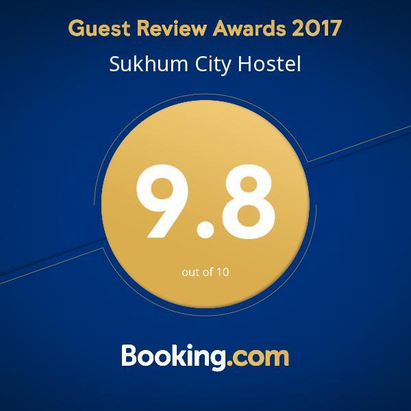 Sukhum City Mini Hotel Soechoemi Buitenkant foto